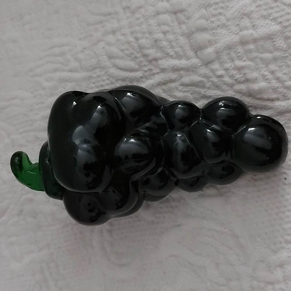 Vintage Glass Purple Grapes With Green Stem